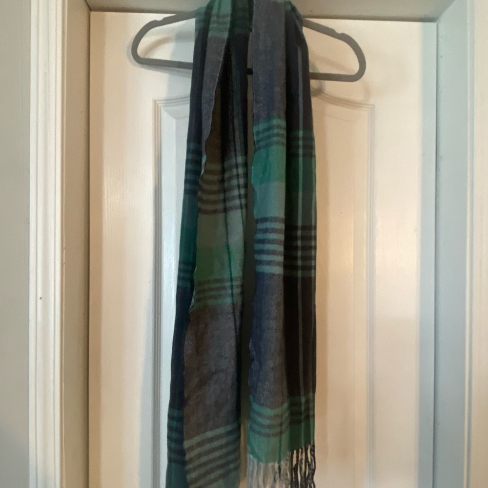 Plaid Scarf in Green and Navy